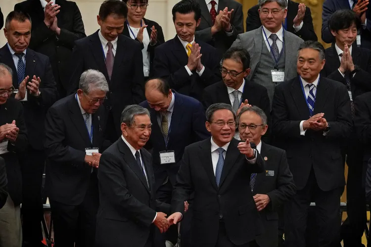 中國國務院總理李強會見日本國際貿易促進協會會長河野洋平及其率領的訪問團。路透社