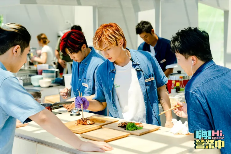 原本第7集播出前粉專的宣傳照貼出炎亞綸清晰畫面，還讓粉絲相當感心。翻攝自臉書《嗨！營業中》