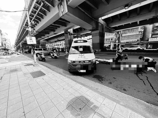 新北28歲女過馬路遭小黃撞死 公路總局:無關助聽器!司機未停讓