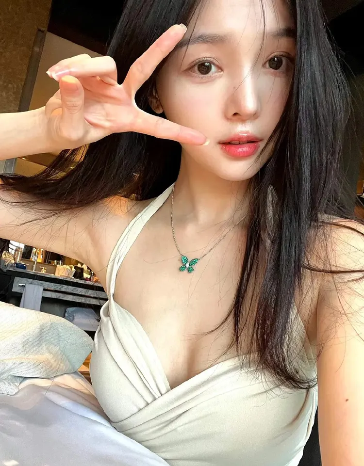 網紅「曉雪winema」身材很好。翻攝曉雪winema微博