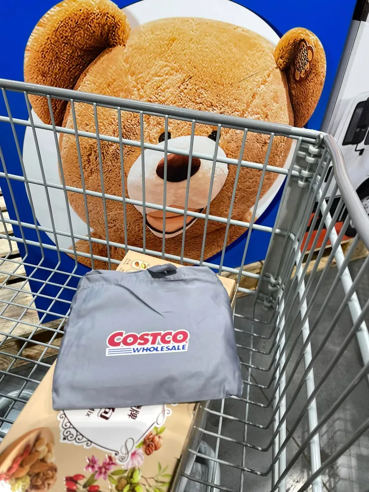 網友分享結帳時出示APP，換到免費購物袋。翻攝自「Costco好市多 商品經驗老實說」