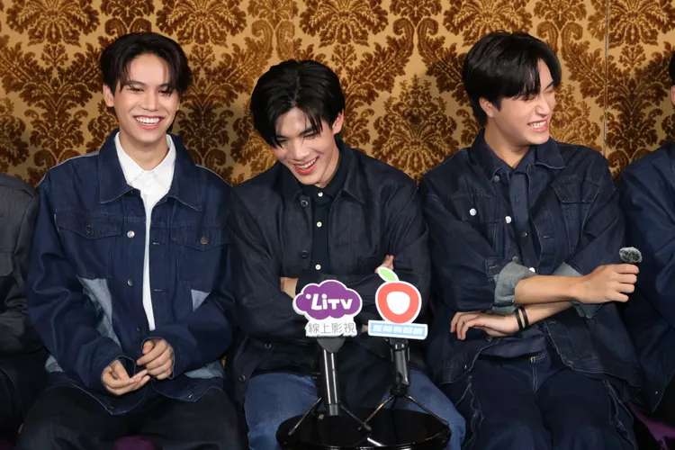 Gemini（右）聽到牙齒事件笑翻，「罪魁禍首」Fourth低頭傻笑。陳建岐攝