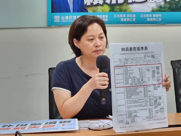 賴香伶批民進黨「技術性干擾」拖延修法，淪護航不公不義的幫凶。施智齡攝