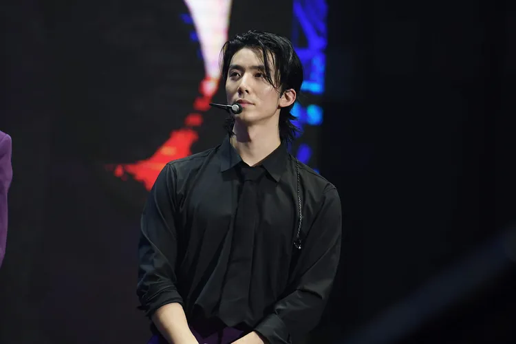 輝映被懲罰跳《我推的孩子》歌曲《IDOL》。華藝娛樂提供