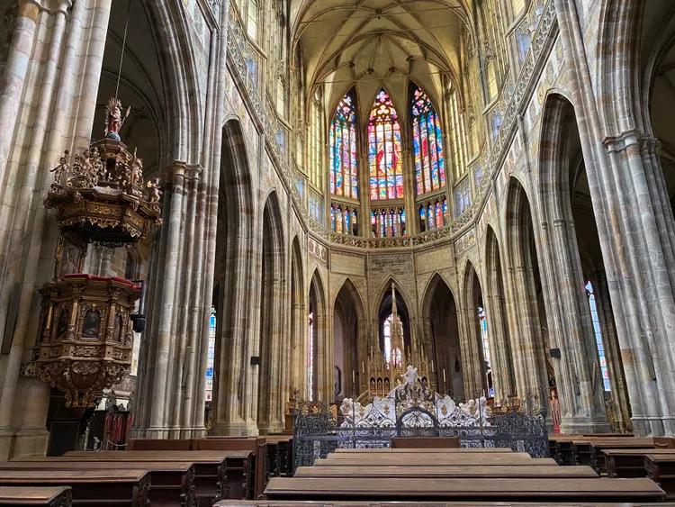 聖維特大教堂為布拉格城堡內最知名的景點。陳怡文攝