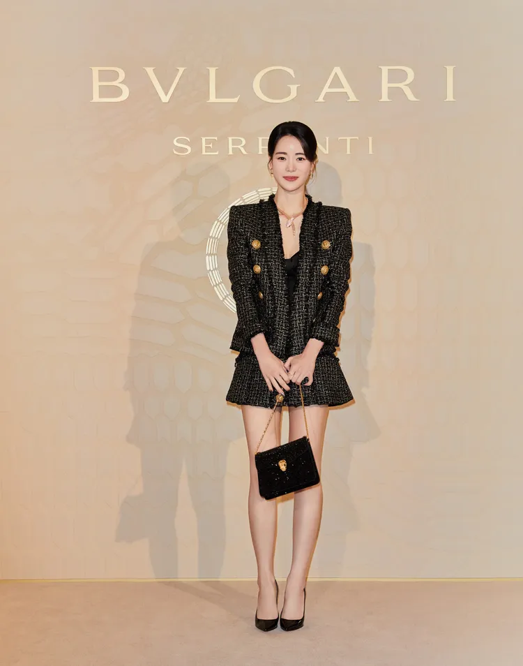 因在《黑暗榮耀》中扮演惡女朴涎鎮人氣看漲的女星林知衍。品牌提供