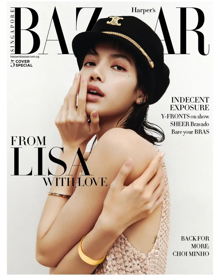 Lisa背上的小花刺青，早在她今年3月為時尚雜誌《Harper’s BAZAAR》新加坡版拍攝的封面上就曾悄悄亮相。翻攝lalalalisa_m IG