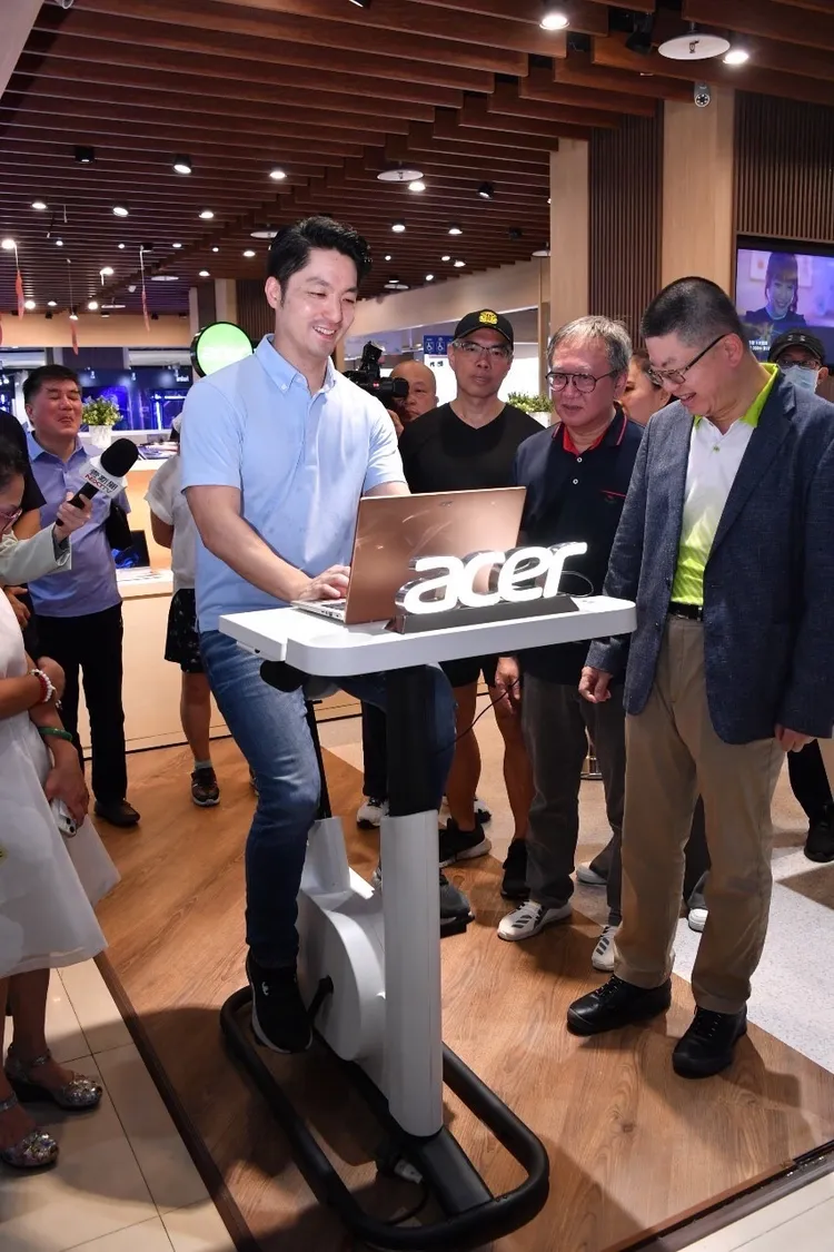 台北市長蔣萬安出席光華數位新天地15周年慶開幕記者會。北市府提供