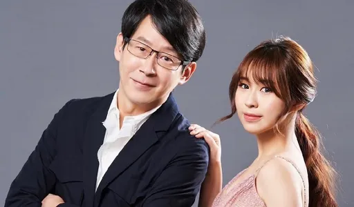 728生日快樂｜冠佑50大壽同框正妹女兒　庾澄慶迎62歲愛徒嗨送炒飯舞