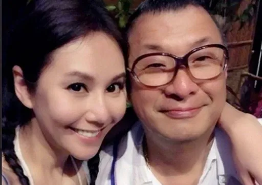 獨家|洪曉蕾西班牙扁桃腺發炎插管急救 兒子報平安:「媽媽醒了,但不太能說話」