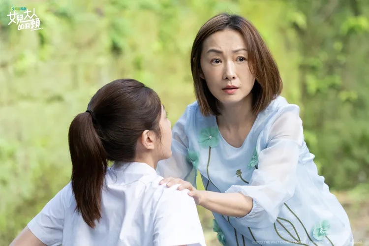 鄭家榆保養得宜看不出歲月痕跡。中視提供