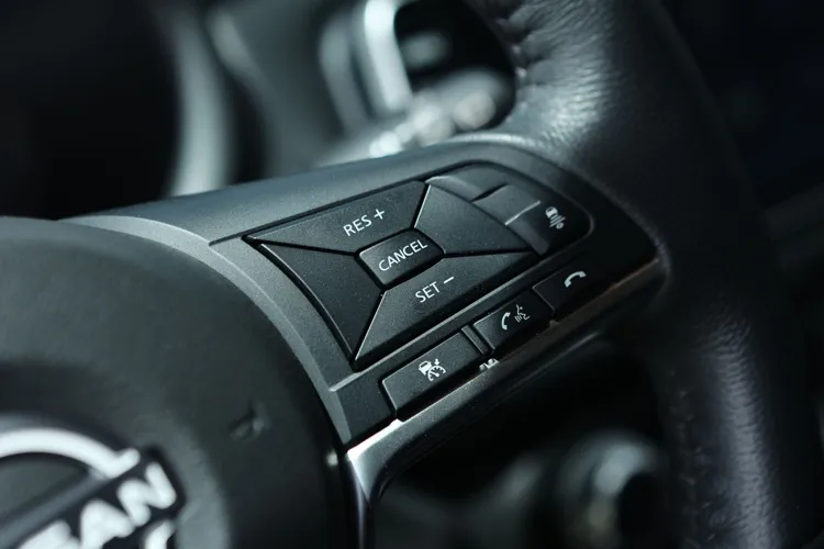 ICC系統在實際使用時，可體會到對於車前距離有著精準的判斷，且加速減速反應也相當平順。翁玉信攝