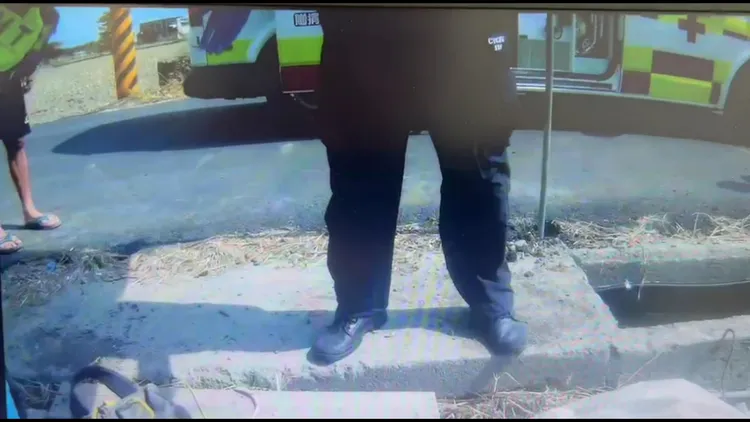 救護人員到場發現人已明顯死亡。讀者提供