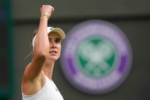 乌克兰女将丝薇托莉娜温网击败白俄选手　「一生第二开心时刻」