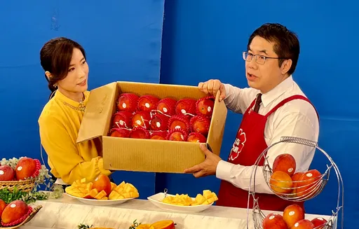 黃偉哲很會賣!上電視購物大推南化愛文芒果 40分鐘完售18公噸