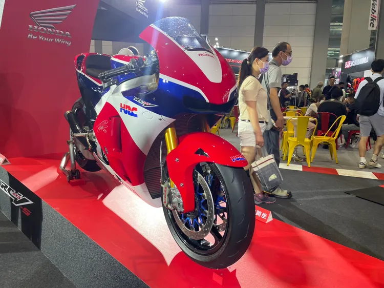 Honda展出的RC213V-S賽車。林浩昇攝