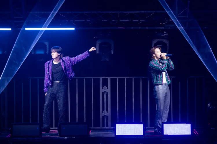 有粉絲是KKBOX員工，提到寄信邀SJ參加風雲榜頒獎典禮，東海（左）、銀赫表示有收到，可惜時間撞期。開麗娛樂提供