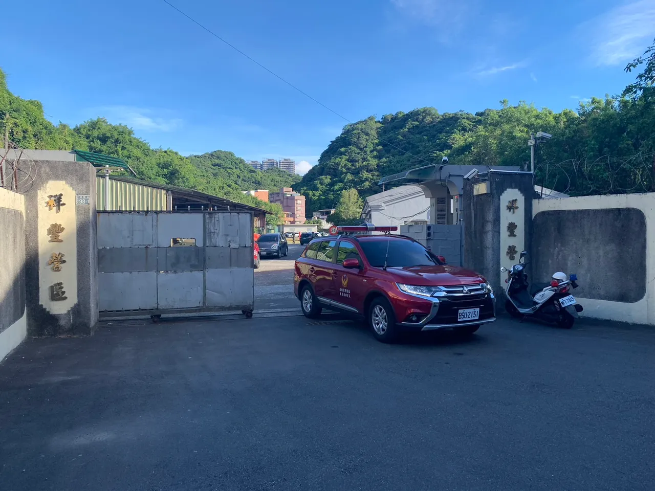 北彈庫基隆分庫今天下午發生爆炸,造成9人送醫,其中2名傷勢較重。葉先鵬攝