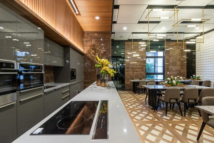 「珈柏麗」規劃地上15樓，休閒設施包括門廳、空中花園、交誼廳、多功能教室、健身房、視聽室等。城揚建設集團提供