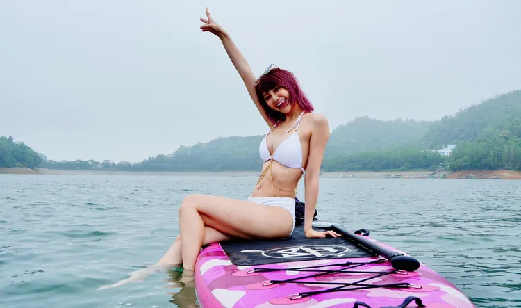 職籃雲豹啦啦隊前總監豆芽（Sandy）擁有甜美臉蛋與姣好身材。翻攝《豆芽 Sandy》粉絲頁