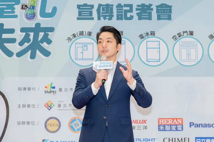 蔣萬安今出席活動受訪。