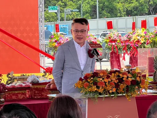 搶買氣清景麟砸1億送客戶簽約金 另捐300萬給弱勢做公益