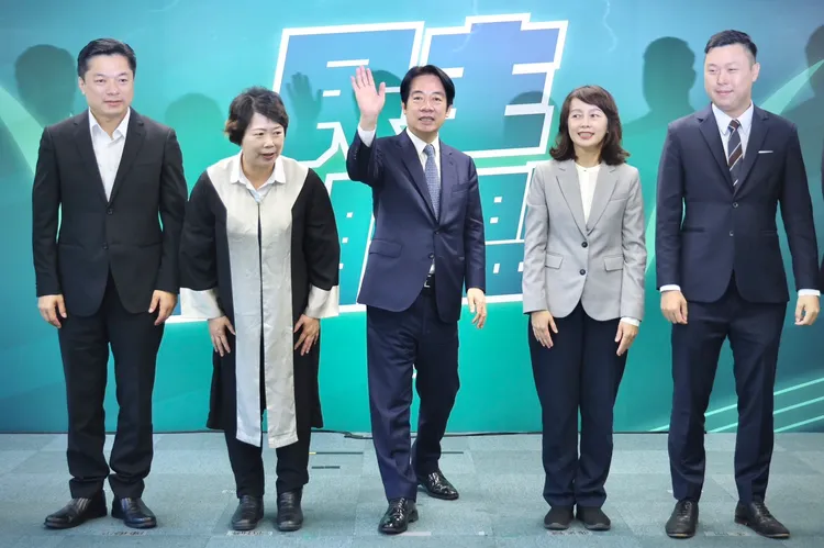 民進黨主席賴清德5日親自宣布艱困選區提名人選。林林攝