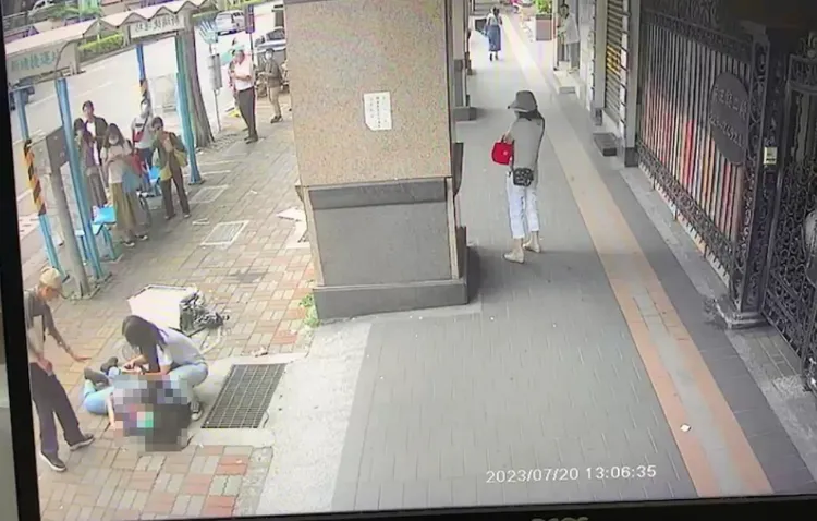 黃女的姐姐當下先替妹妹做CPR。翻攝畫面