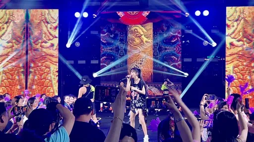 台語電音天后謝金燕登陸 性感身材勁歌熱舞嗨翻西安!