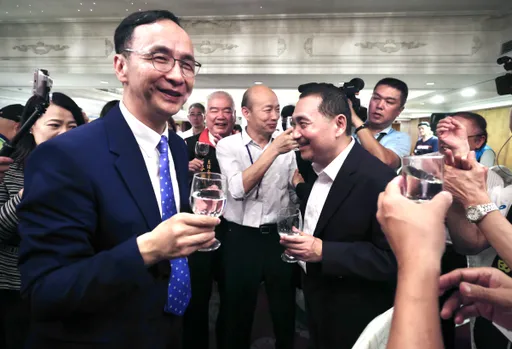 比牛肉大小!朱立倫拋公立大學「未來免學費」 綠委:歡迎拿香跟拜