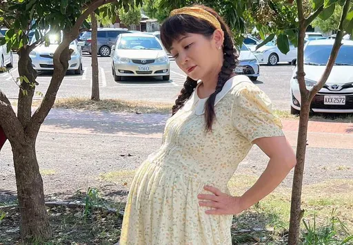 54歲王彩樺秀大肚照喊「我懷孕了」　驚呆一堆網友