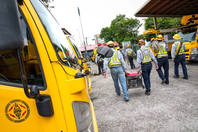 全台仍有1.5萬戶尚未復電搶修中。台電提供
