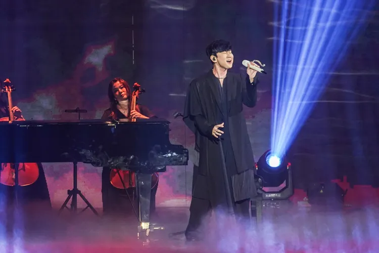 林俊傑獻唱致敬已故恩師林秋離。