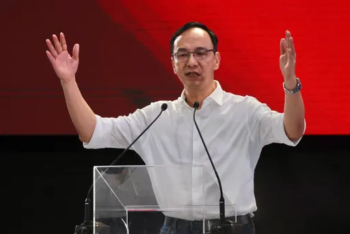 火力全開!痛批民進黨「吃香喝辣吹冷氣」 朱立倫重申「九二共識」兩岸立場