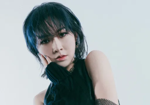 女星公路之旅險遇死亡車禍 高速公路爆胎高速打轉