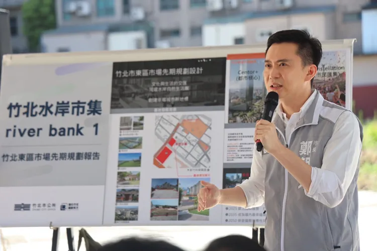 鄭朝方為「竹北水岸市集園區」請命。竹北市公所提供