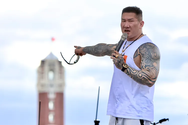 陳之漢上台致詞。林林攝