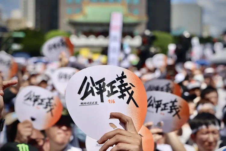 前立委黃國昌跟網紅「館長」陳之漢主辦的凱道遊行活動。資料照片，林林攝