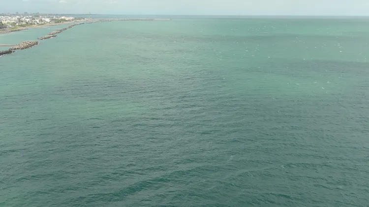 林園外海海面皆無油污及漂浮貨櫃。高港分公司提供