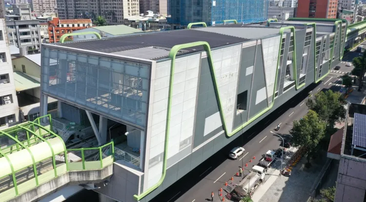 林鈺婷是台中捷運綠線文華高中站副站長。翻攝中捷官網