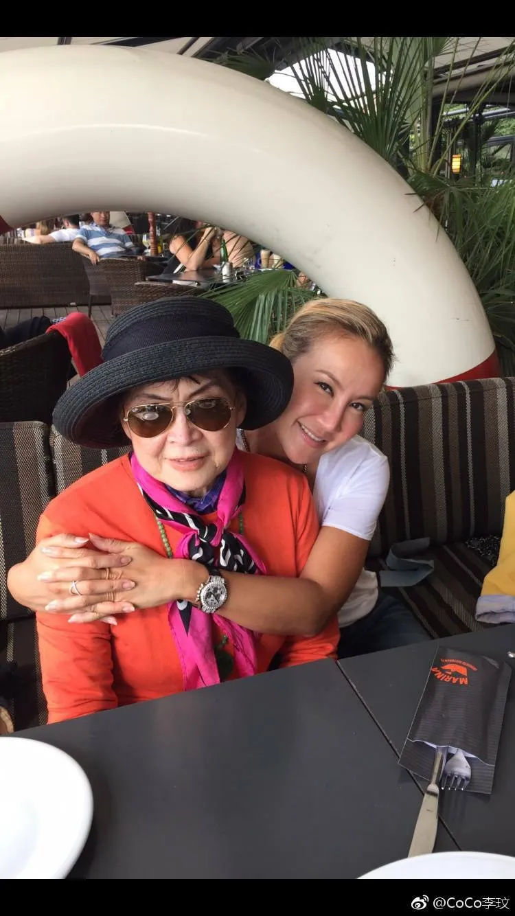 李玟媽媽今天無法送別愛女。翻攝李玟微博