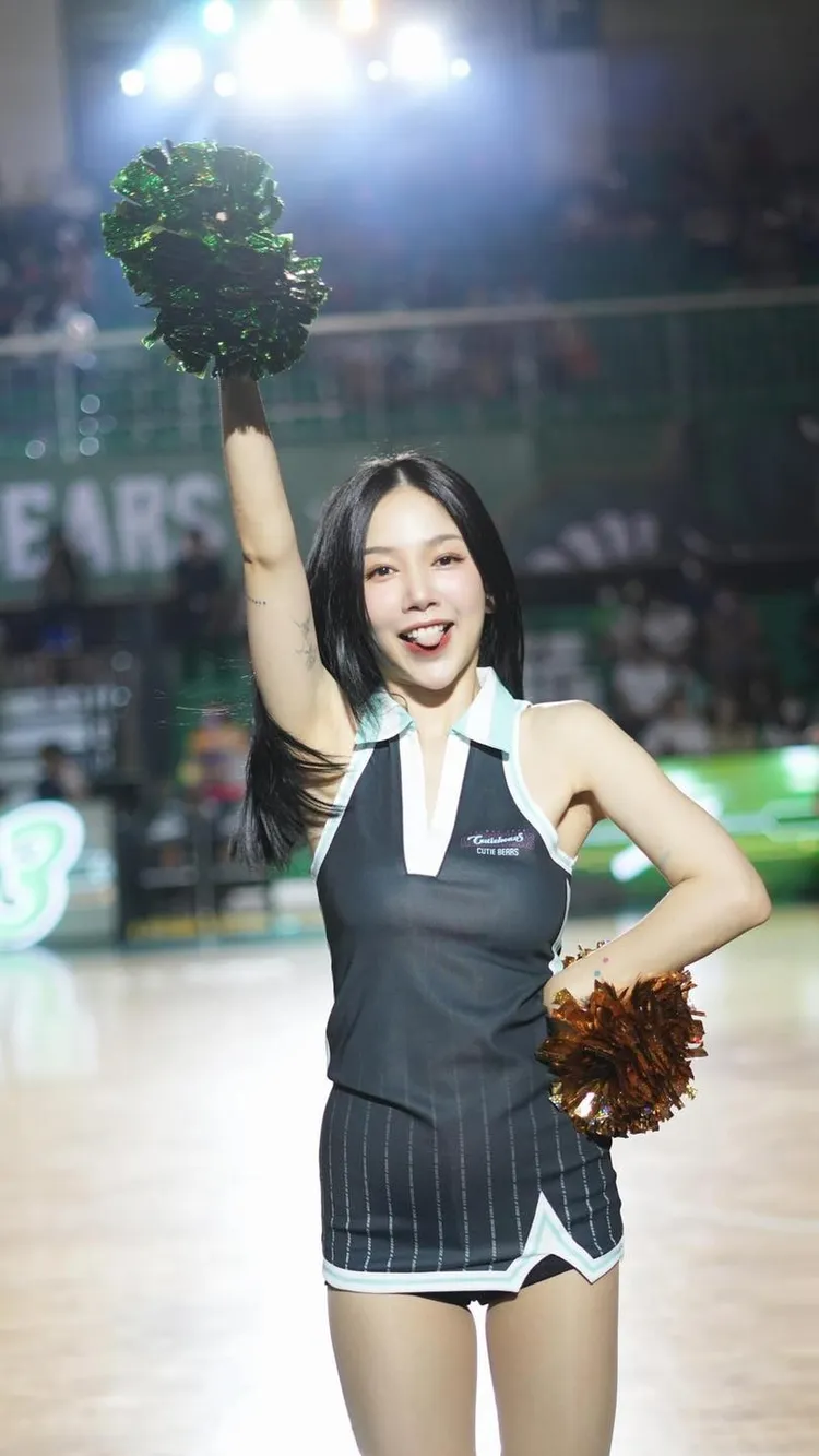 台啤啦啦隊女神羚安日前在節目上透露，自己也曾遇過「攝狼」。翻攝《羚安》粉絲頁