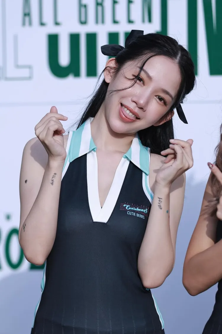 台啤啦啦隊女神羚安日前在節目上透露，自己也曾遇過「攝狼」。翻攝《羚安》粉絲頁