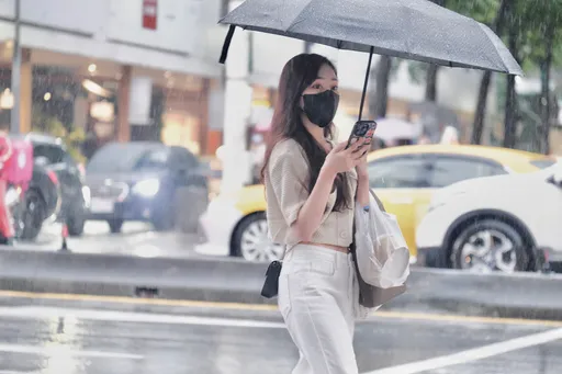 大雨特報擴及11縣市！杜蘇芮將「直逼強颱」　侵台機率不斷提高