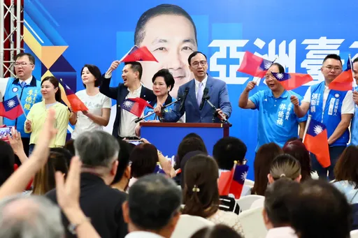 揪台商挺侯友宜打出「蔣經國牌」! 朱立倫:他是10大傑出青年