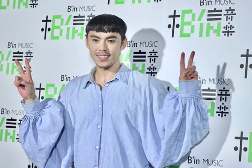 新科歌王HUSH獲獎謝瑪莎　替艾怡良頒錯人緩頰應是「中英切換」問題