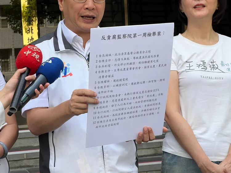 「反貪腐監察院」第一週檢舉案。陳彩玲攝