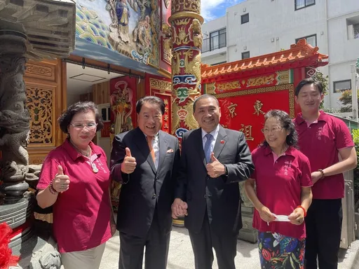 侯友宜訪日本首站媽祖廟 廟董上月接待另一人喊「凍蒜」