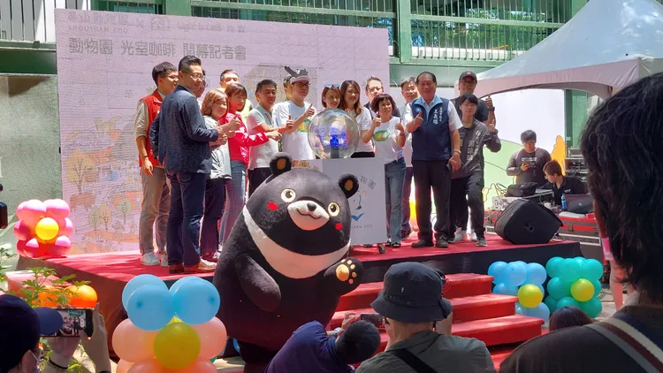 陳其邁說，「光室咖啡」是「新動物園運動」最後一塊拼圖。凃建豐攝
