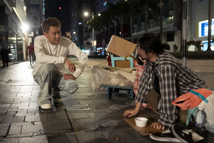 陶喆在MV化身幸運天使。偉大文化提供